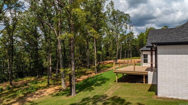 35 Elrod Drive, Greers Ferry, AR 72067