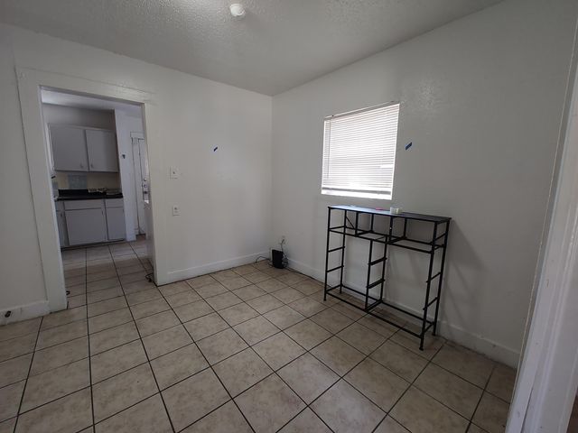 1803 49th Street, Lubbock, TX 79412