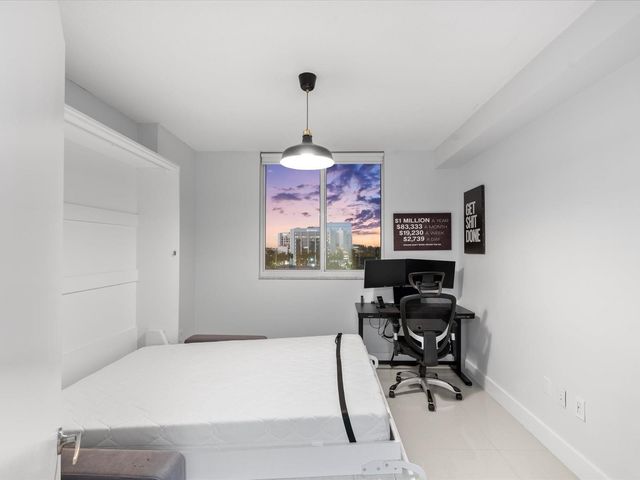 18800 NE 29th Avenue 704, Aventura, FL 33180