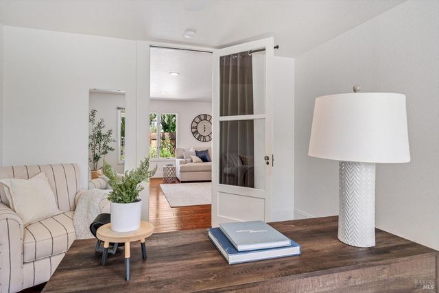 10014 Herb Rd, Windsor, CA 95492