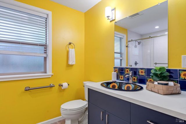 10014 Herb Rd, Windsor, CA 95492