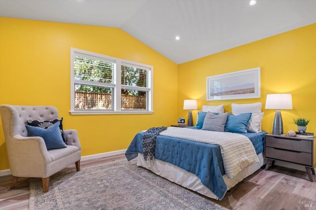 10014 Herb Rd, Windsor, CA 95492