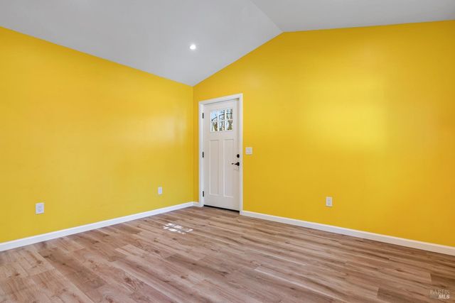 10014 Herb Rd, Windsor, CA 95492