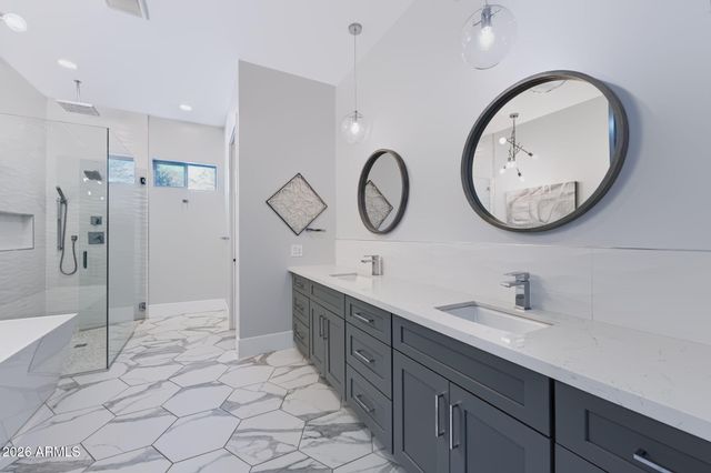 12411 N 66TH Street, Scottsdale, AZ 85254