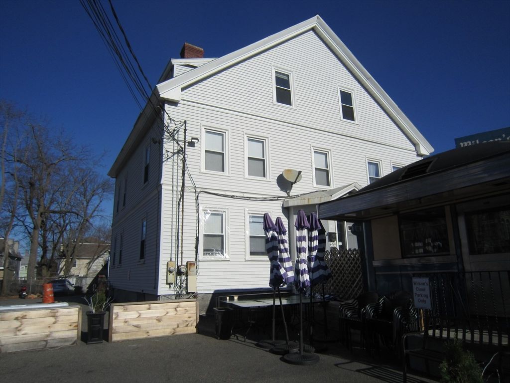 509 Main St. 2, Waltham, MA 02452