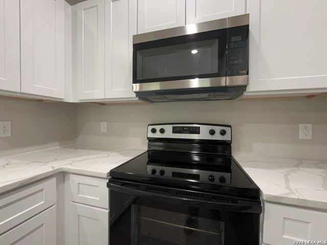 7818 Shetland Dr Apt 102, San Antonio, TX 78223