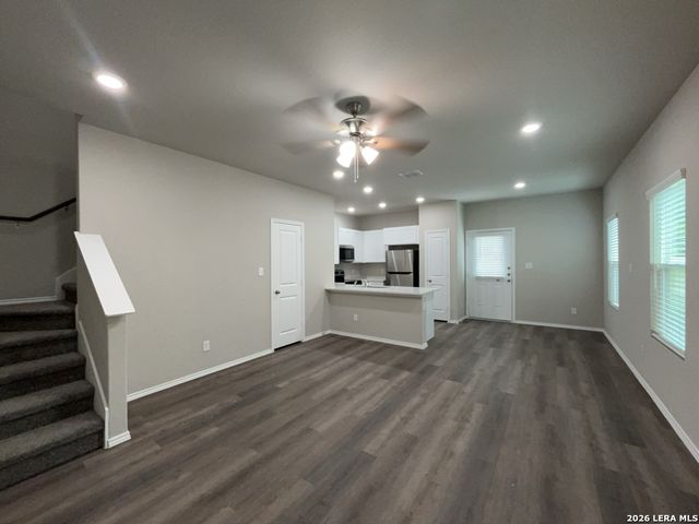 7818 Shetland Dr Apt 102, San Antonio, TX 78223