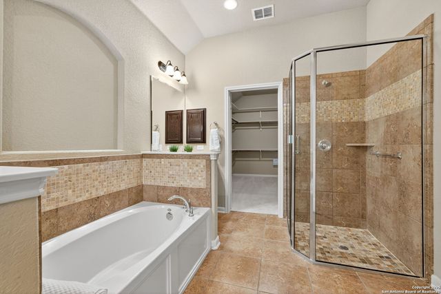 331 Mirror Lk, San Antonio, TX 78260