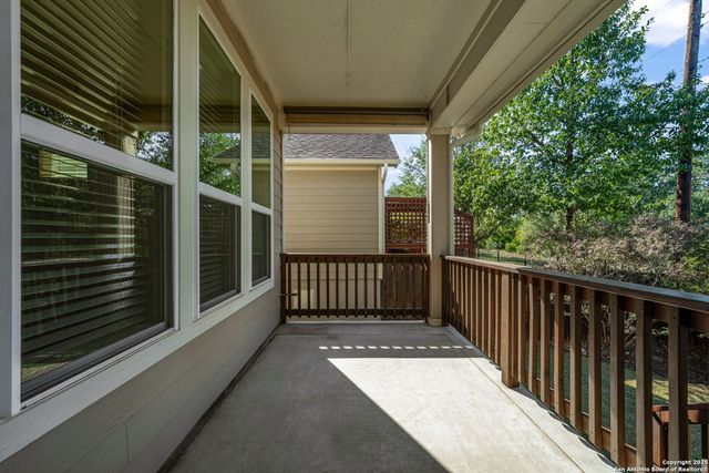 331 Mirror Lk, San Antonio, TX 78260