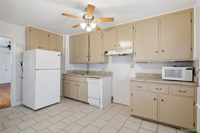 630 Stratford Road, Ferndale, MI 48220