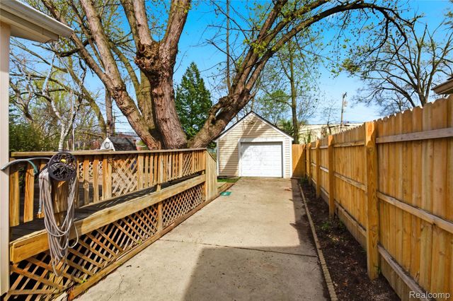 630 Stratford Road, Ferndale, MI 48220