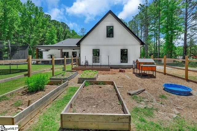 216 Odell Court, Williamston, SC 29697