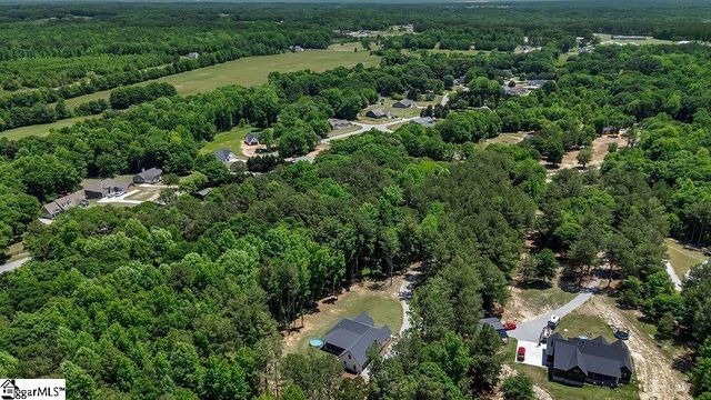 216 Odell Court, Williamston, SC 29697
