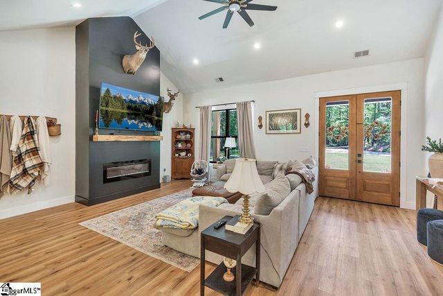 216 Odell Court, Williamston, SC 29697