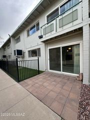 1776 S Palo Verde Ave Apt N105, Tucson, AZ 85713