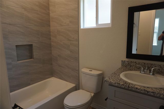 9864 Arbor Oak Street, Willis, TX 77318