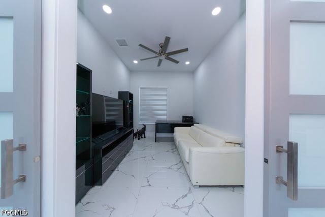 4024 Chiquita BLVD S, Cape Coral, FL 33914
