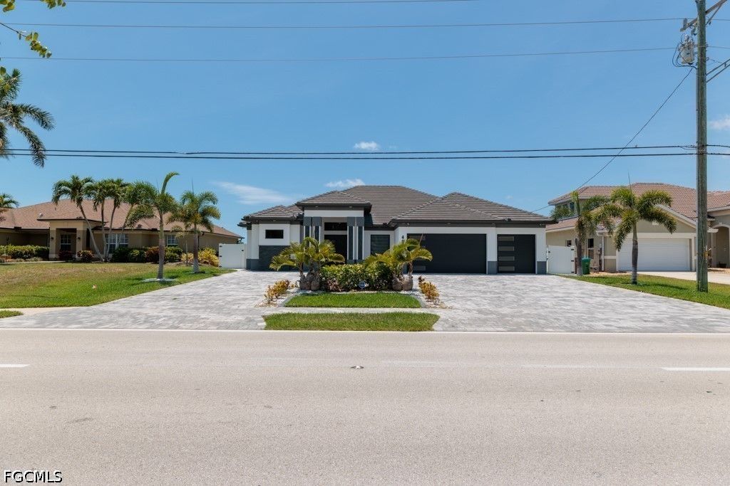 4024 Chiquita BLVD S, Cape Coral, FL 33914
