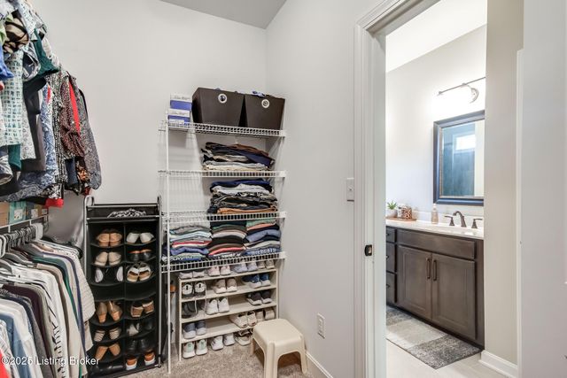 15808 Barkley Lake Ct, Louisville, KY 40245