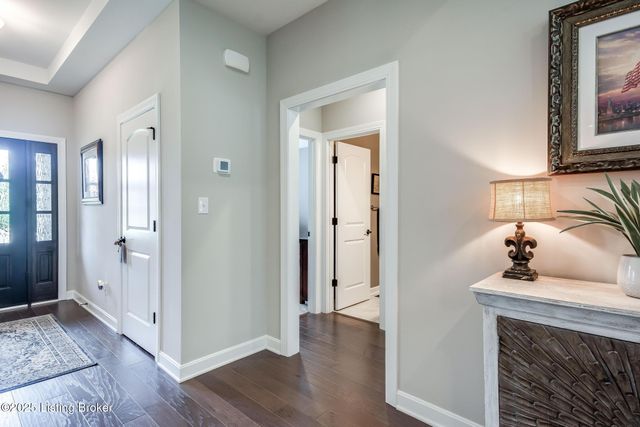 15808 Barkley Lake Ct, Louisville, KY 40245