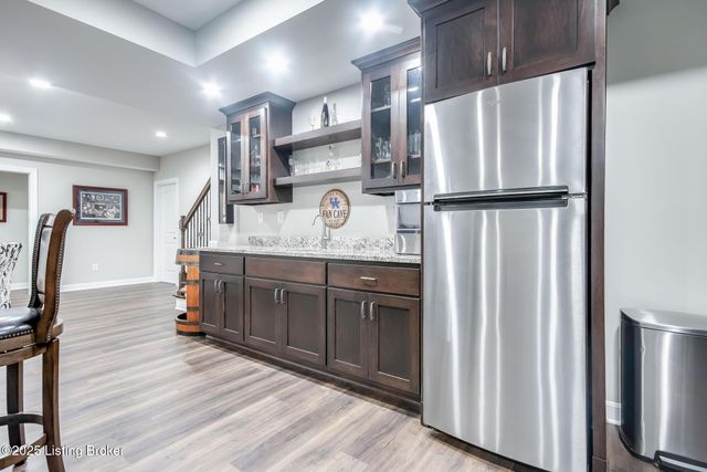 15808 Barkley Lake Ct, Louisville, KY 40245