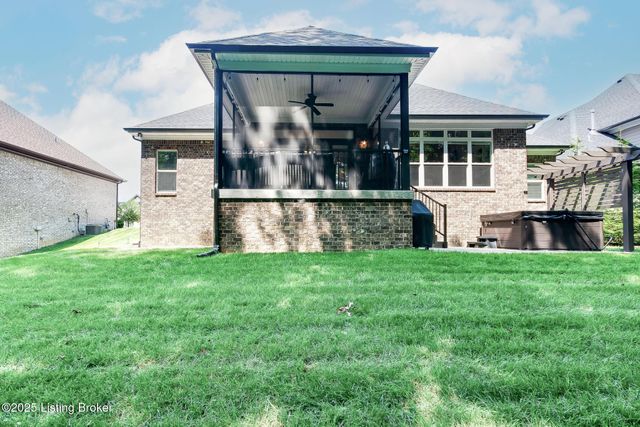 15808 Barkley Lake Ct, Louisville, KY 40245