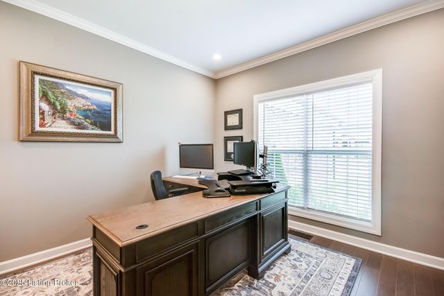 15808 Barkley Lake Ct, Louisville, KY 40245