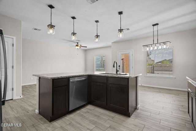 2705 MARIA CASAS Street, El Paso, TX 79938