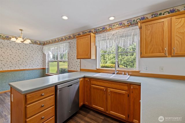 1083 Fidalgo Drive, Burlington, WA 98233