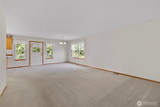 1083 Fidalgo Drive, Burlington, WA 98233