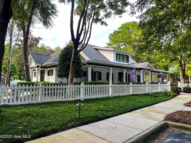 9209 Rivendell Place SW, Calabash, NC 28467