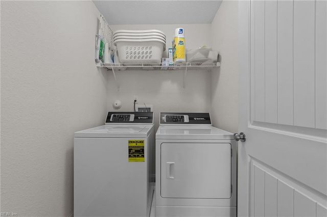 627 Mill Creek PW, Chesapeake, VA 23323