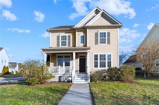 627 Mill Creek PW, Chesapeake, VA 23323