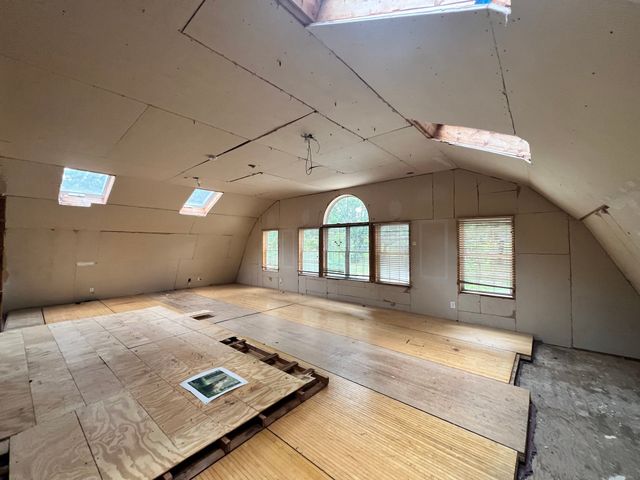 199 Center Depot Road, Charlton, MA 01507