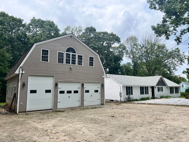 199 Center Depot Road, Charlton, MA 01507