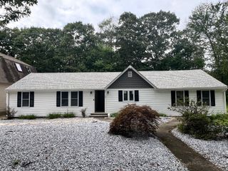 199 Center Depot Road, Charlton, MA 01507