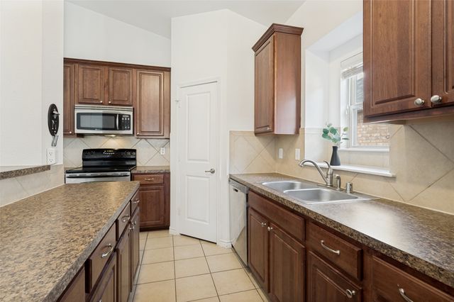 12509 Coral Drive, Frisco, TX 75036