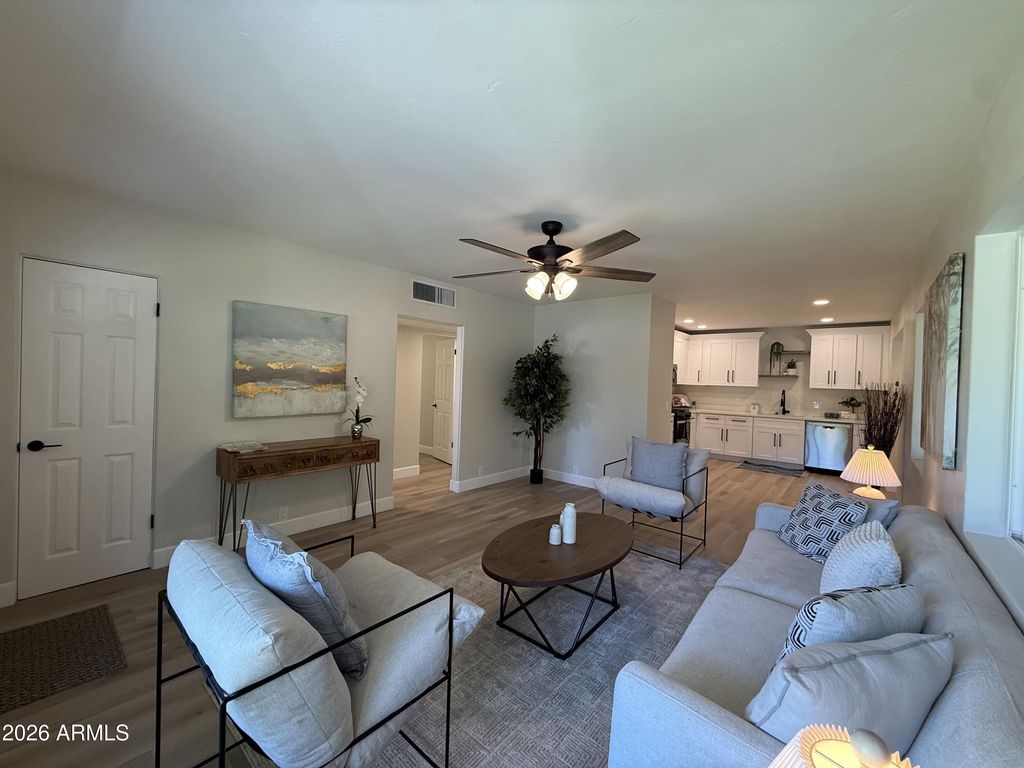 3005 E HUBBELL Street, Phoenix, AZ 85008 — photo 2
