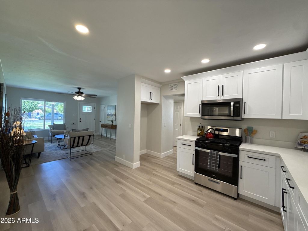 3005 E HUBBELL Street, Phoenix, AZ 85008 — photo 5