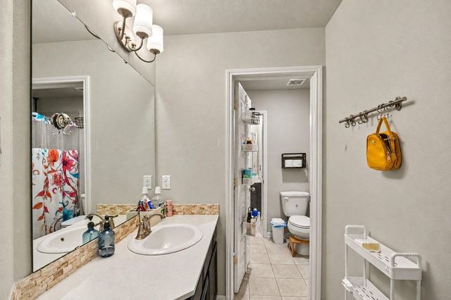 729 Angelina Street, Webster, TX 77598