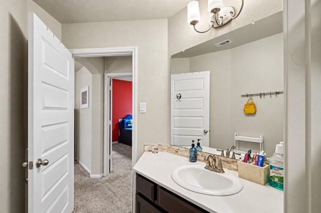 729 Angelina Street, Webster, TX 77598