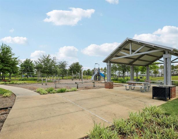 729 Angelina Street, Webster, TX 77598
