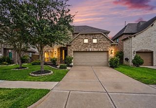 729 Angelina Street, Webster, TX 77598