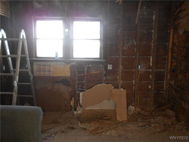 5 2nd Avenue, Franklinville, NY 14737