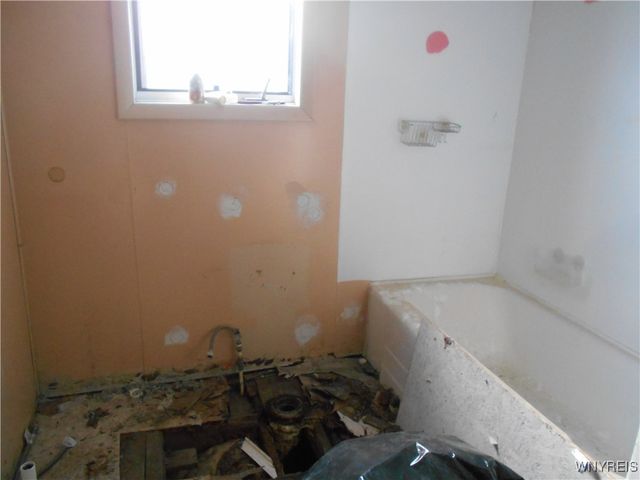 5 2nd Avenue, Franklinville, NY 14737