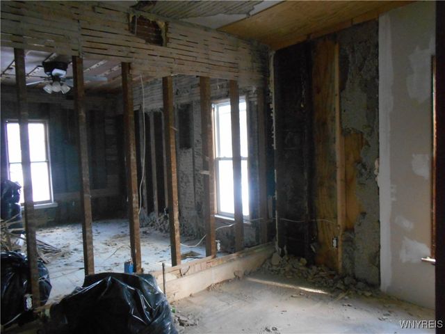 5 2nd Avenue, Franklinville, NY 14737