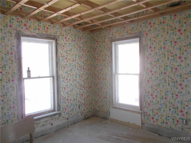 5 2nd Avenue, Franklinville, NY 14737