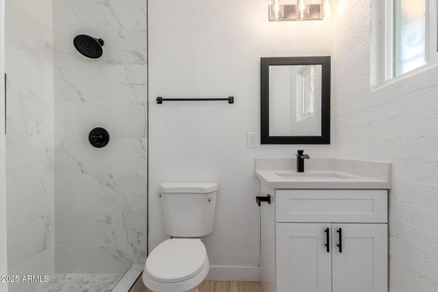 390 W POSTON Circle, Florence, AZ 85132