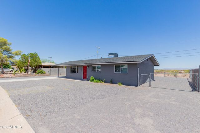 390 W POSTON Circle, Florence, AZ 85132