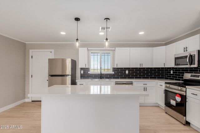 390 W POSTON Circle, Florence, AZ 85132